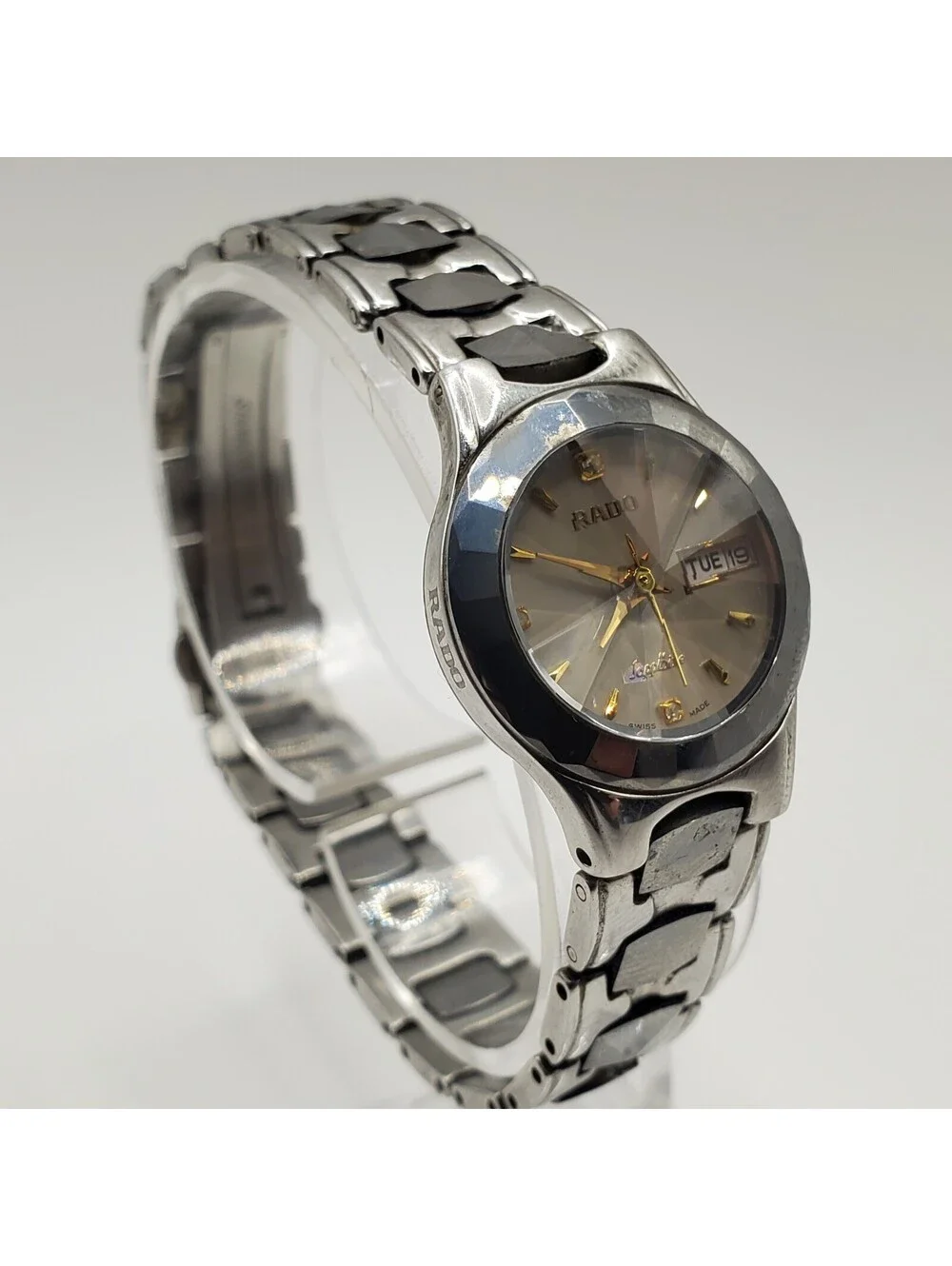Rado Sapphire Crystal Prisim Womens Watch 22mm Day/Date Dial  New Battery